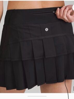 lululemon athletica Pleated Midi Skirt in Black size 8